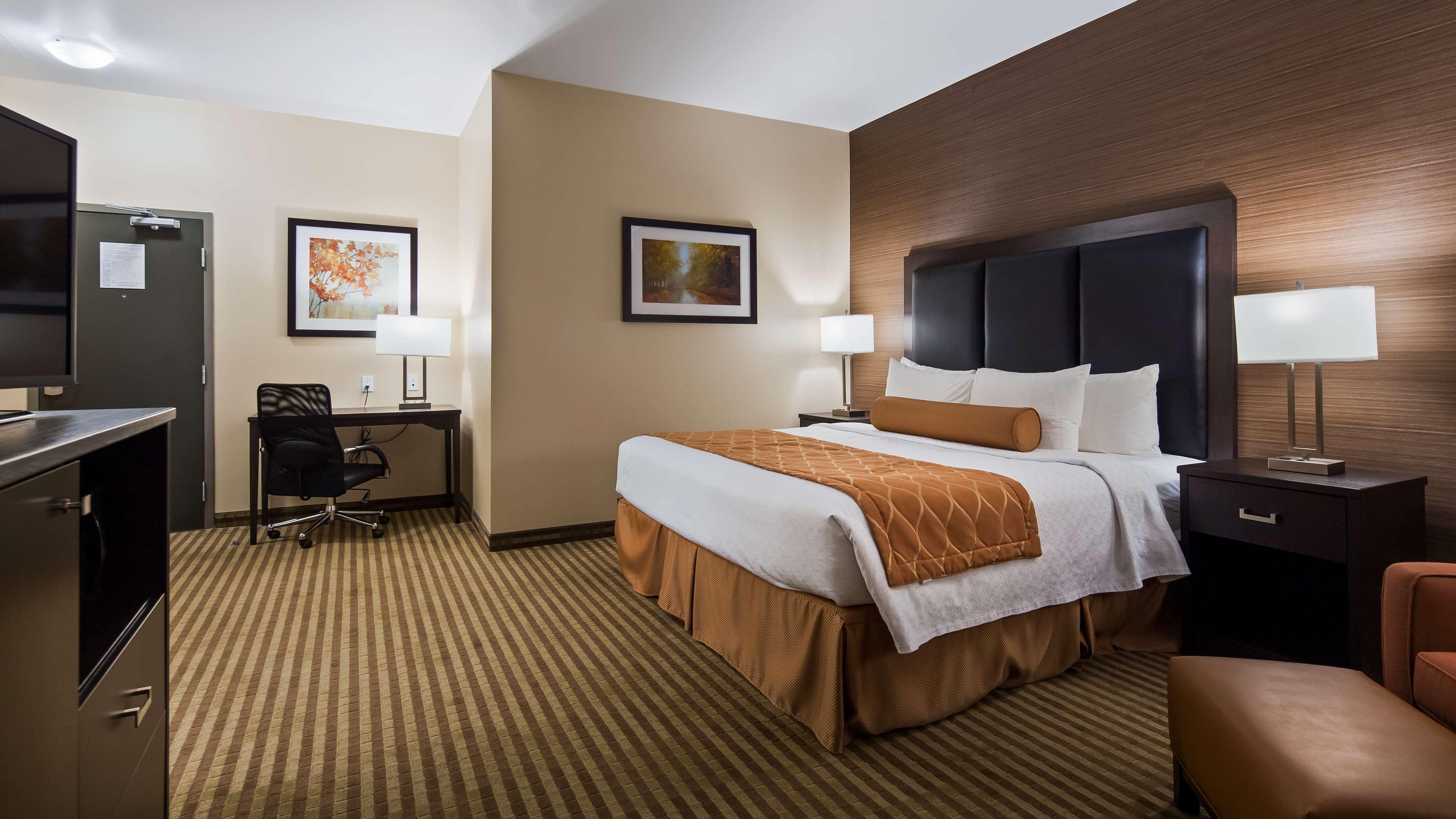 Best Western Plus Fergus Hotel מראה חיצוני תמונה