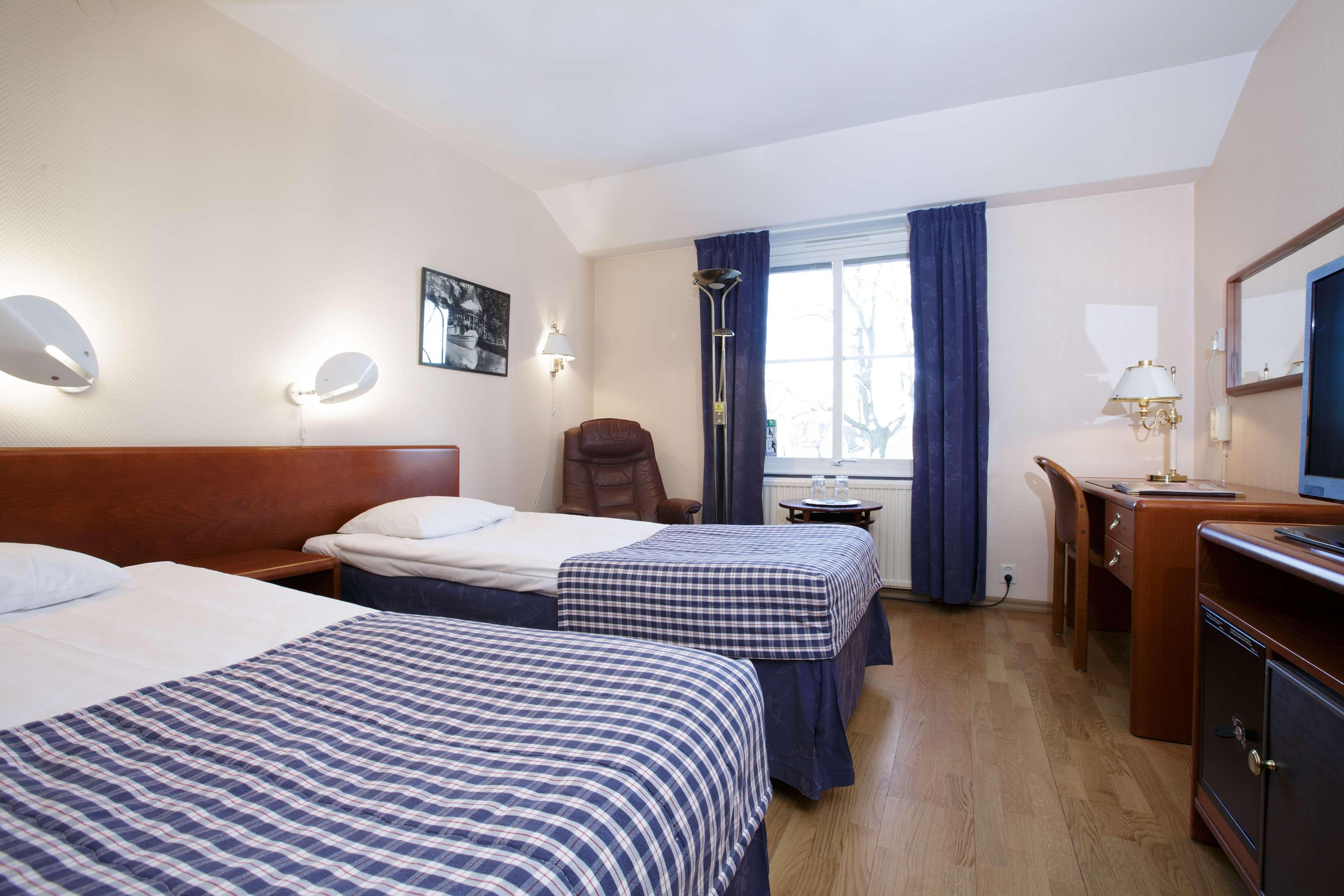 Best Western Plus Fergus Hotel מראה חיצוני תמונה