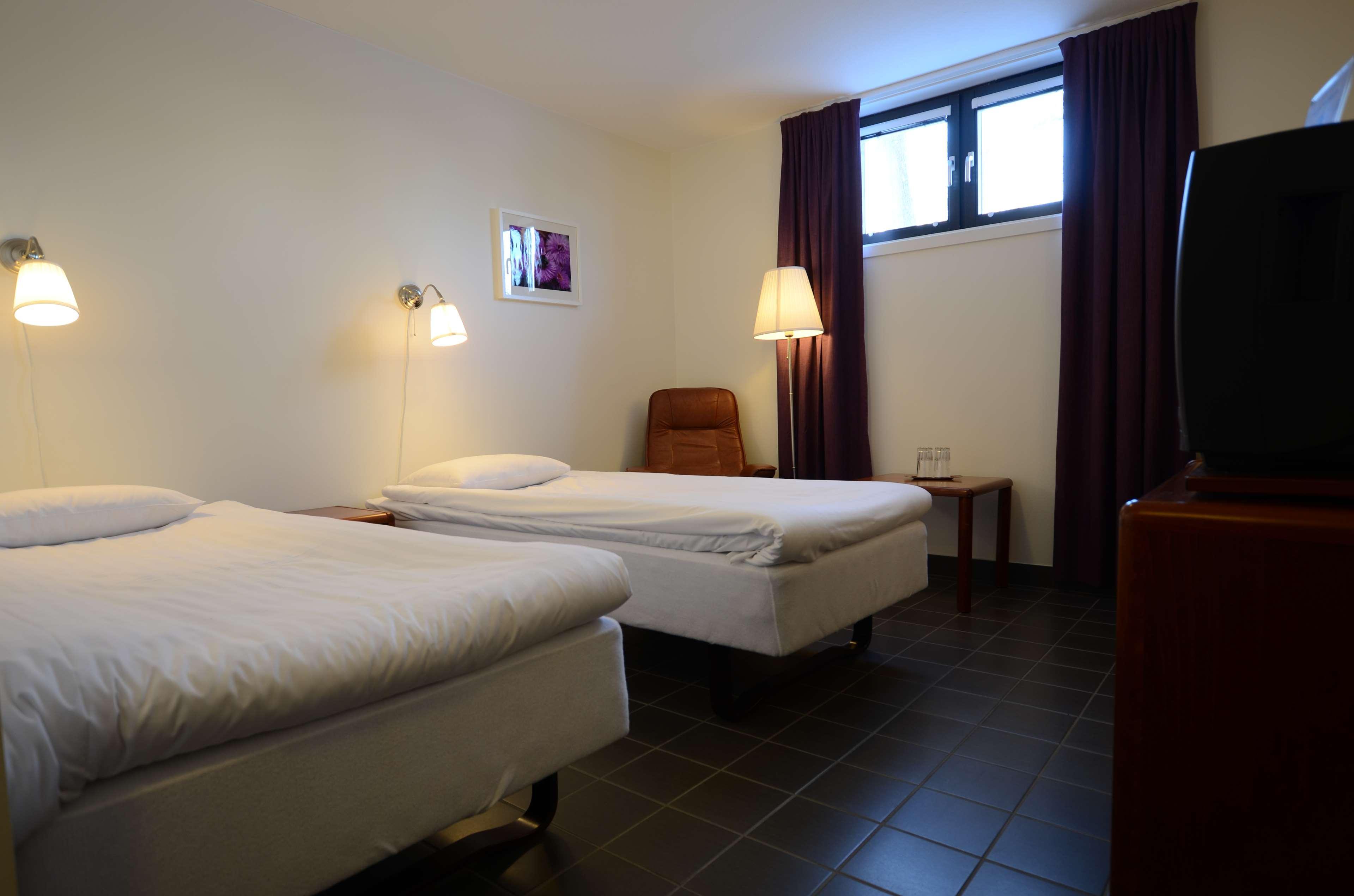 Best Western Plus Fergus Hotel מראה חיצוני תמונה