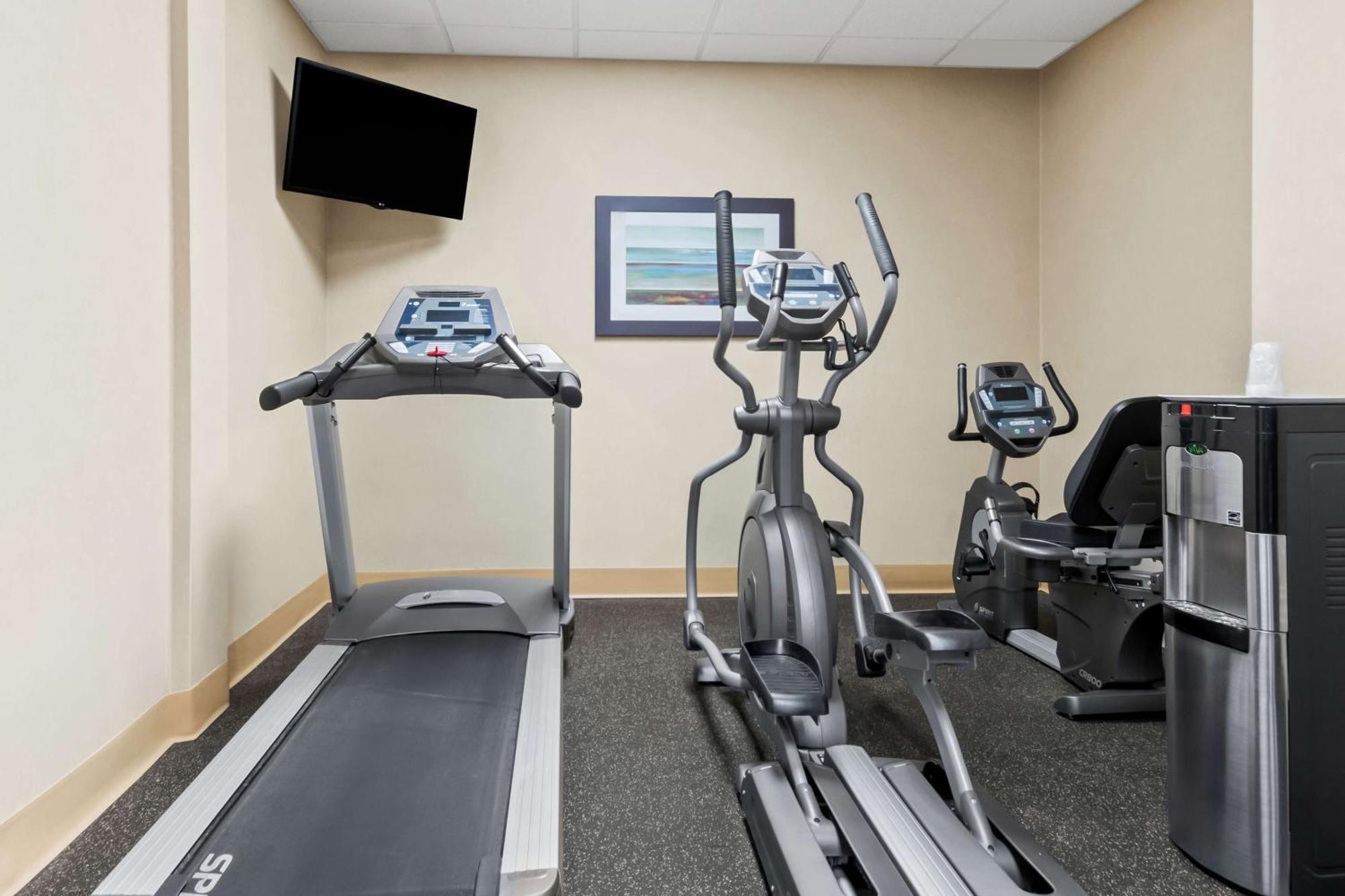Best Western Plus Fergus Hotel מראה חיצוני תמונה
