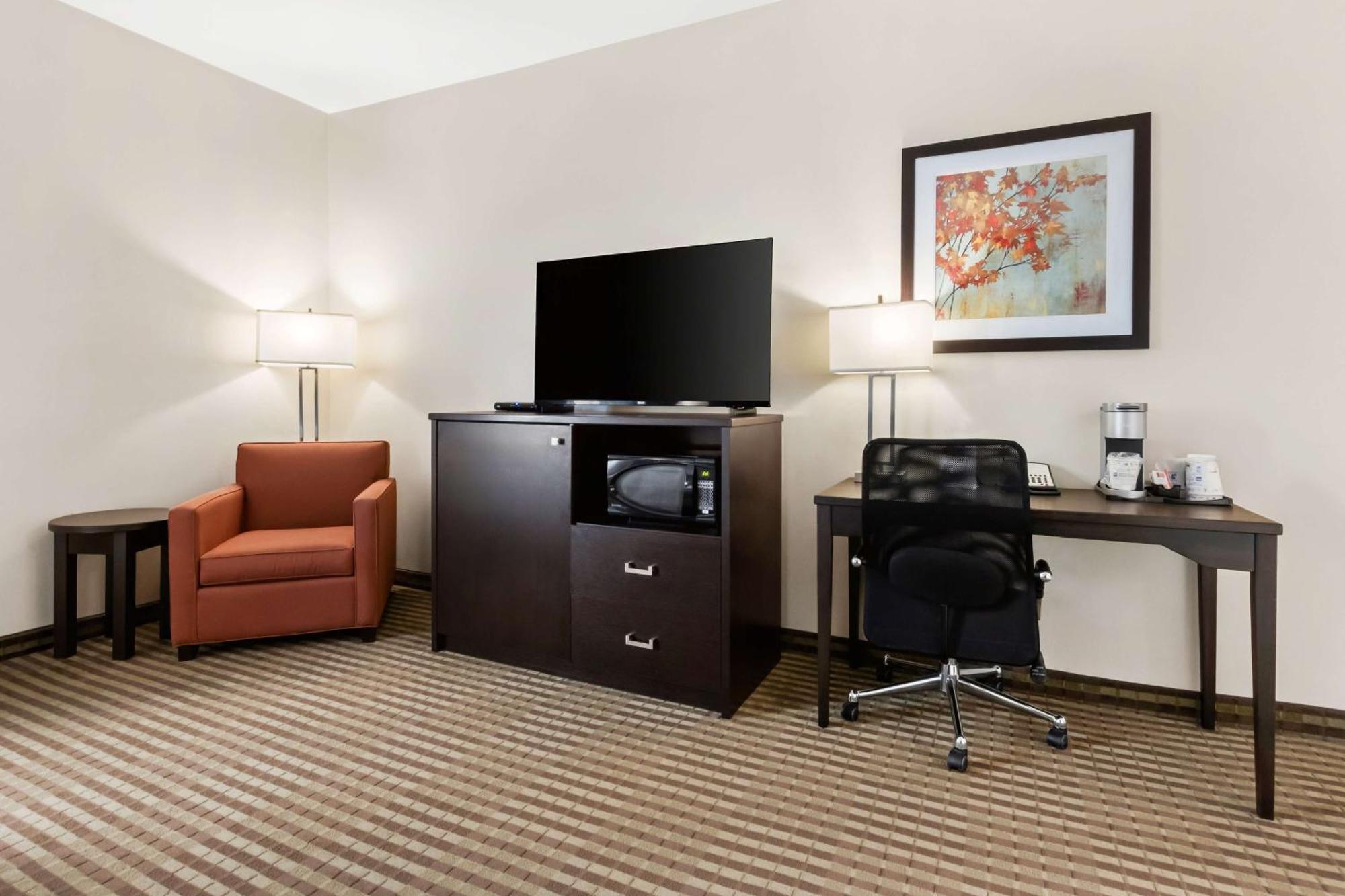 Best Western Plus Fergus Hotel מראה חיצוני תמונה