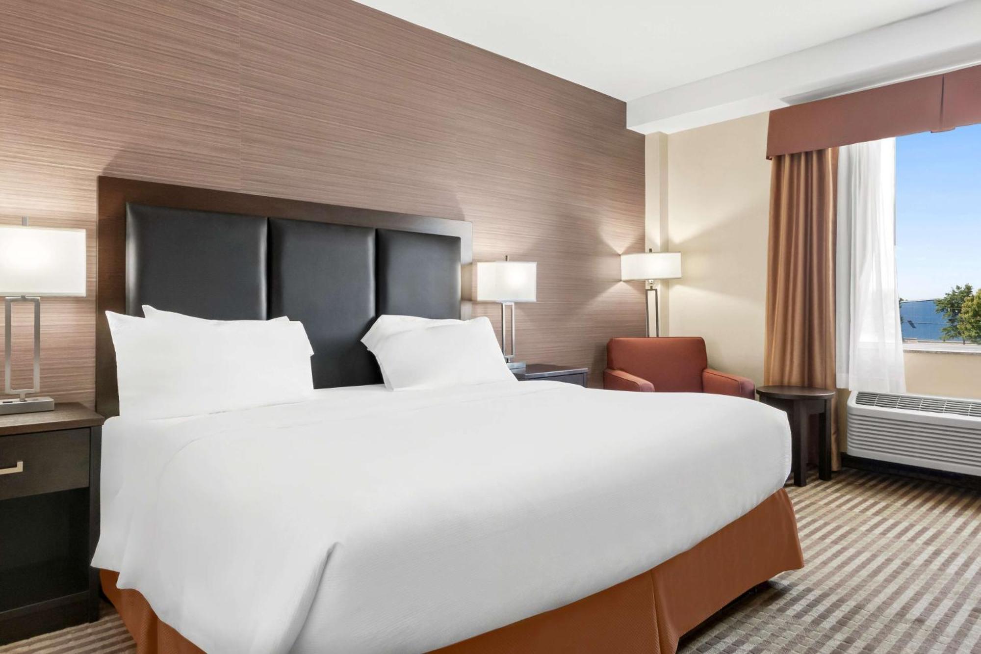 Best Western Plus Fergus Hotel מראה חיצוני תמונה