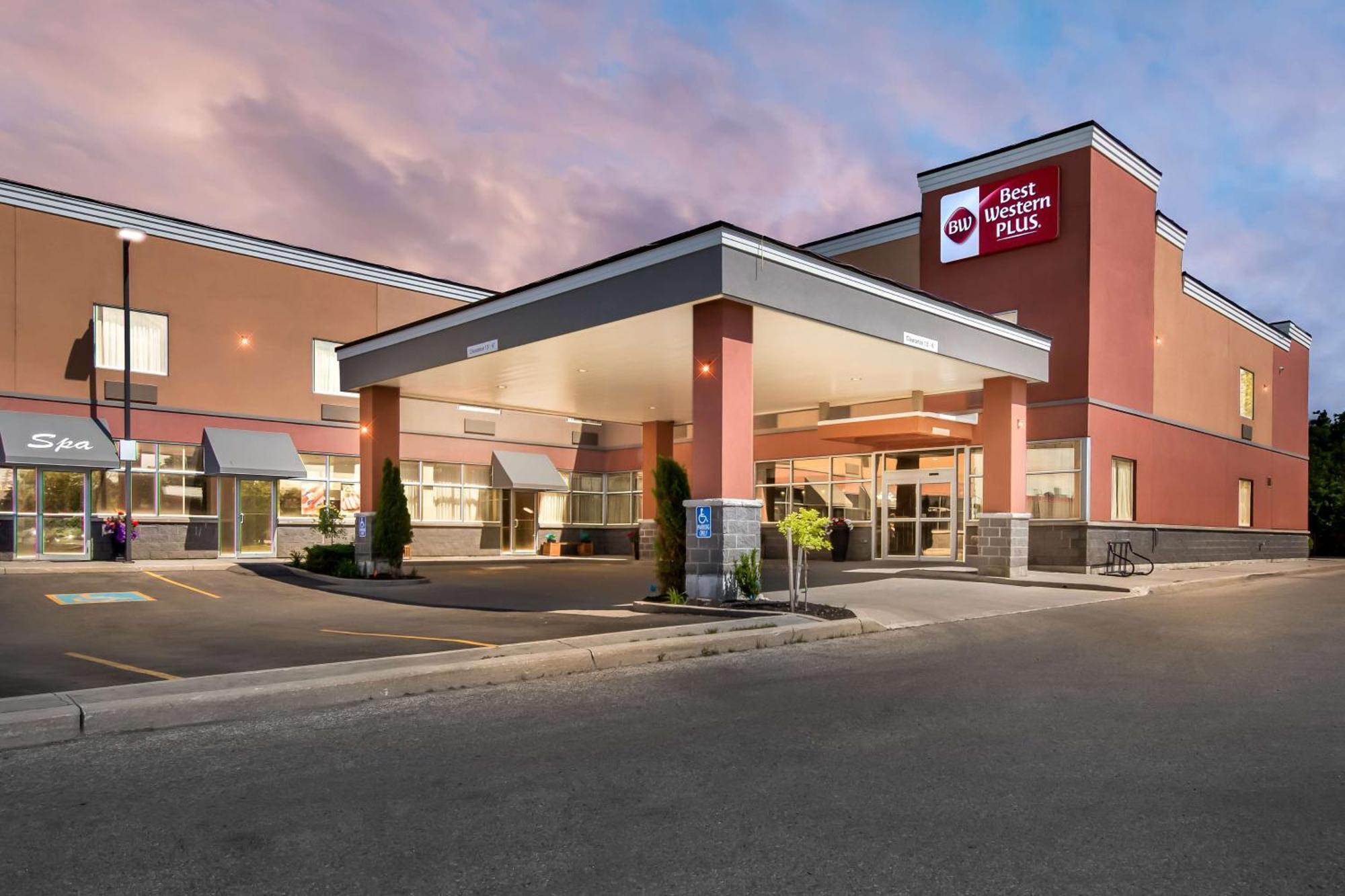 Best Western Plus Fergus Hotel מראה חיצוני תמונה