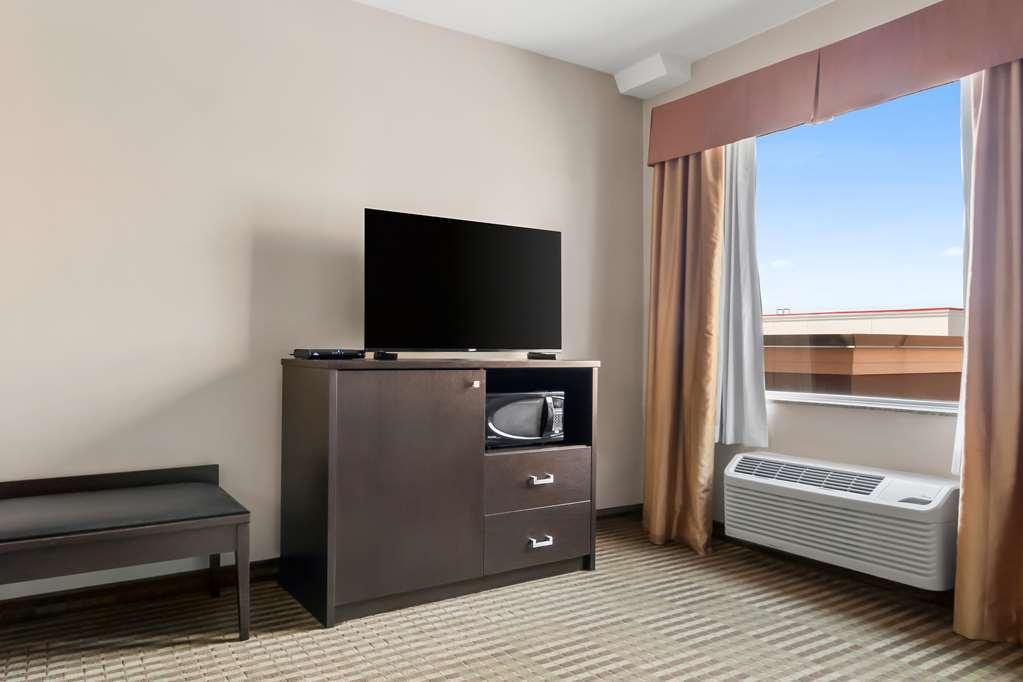 Best Western Plus Fergus Hotel חדר תמונה