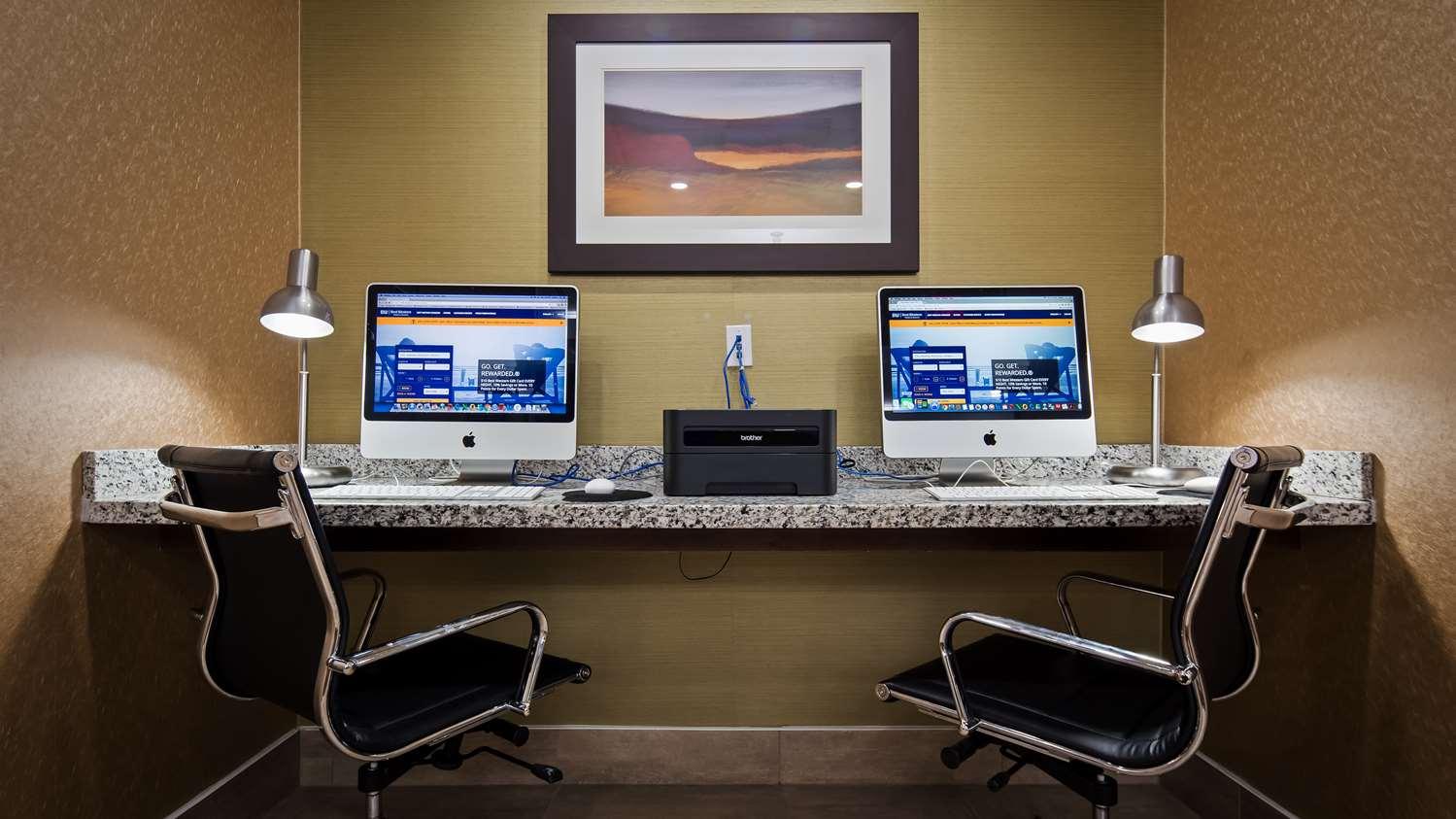 Best Western Plus Fergus Hotel מראה חיצוני תמונה