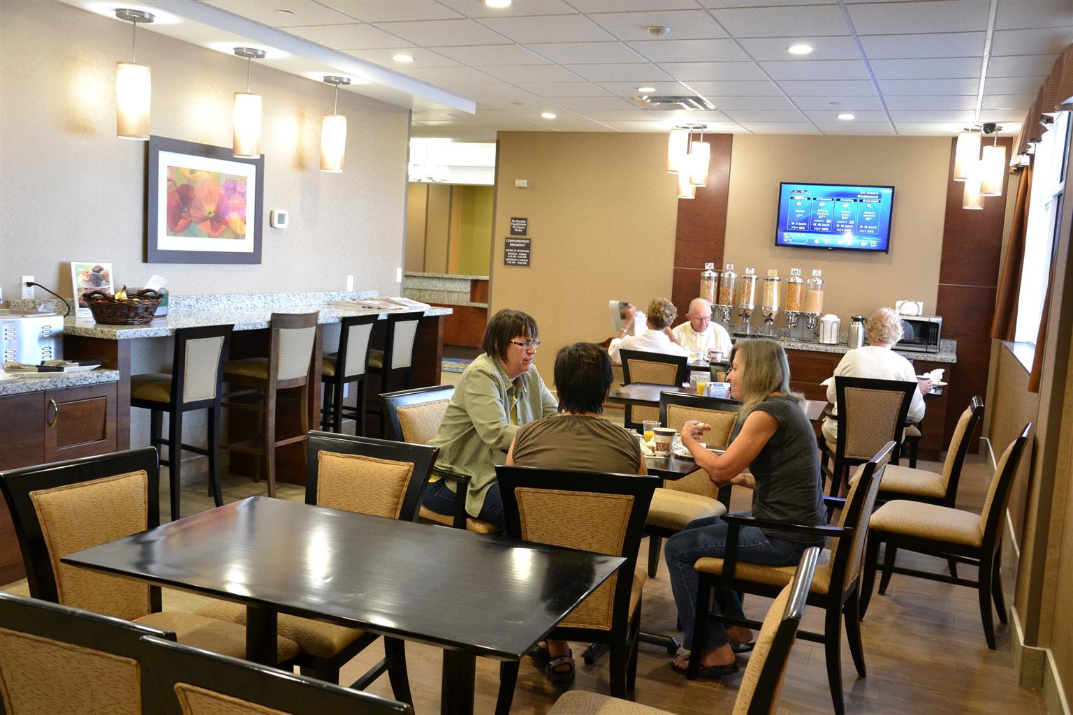 Best Western Plus Fergus Hotel מראה חיצוני תמונה